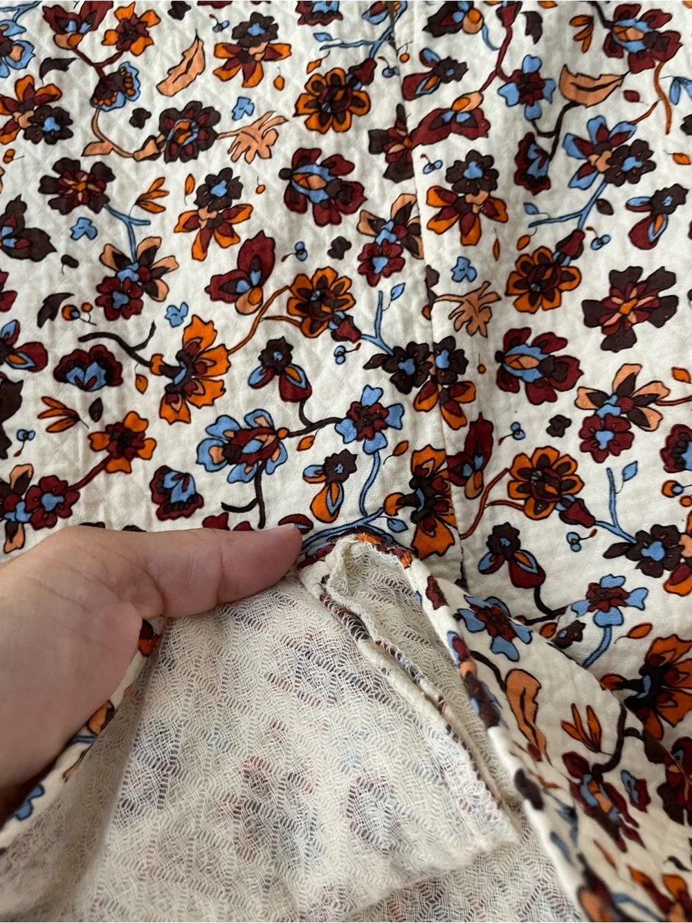 Zara Cream Floral Puff-Sleeve Top with Blue & Brown Accents